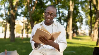 Lesen in der Natur Nachhaltigkeit 